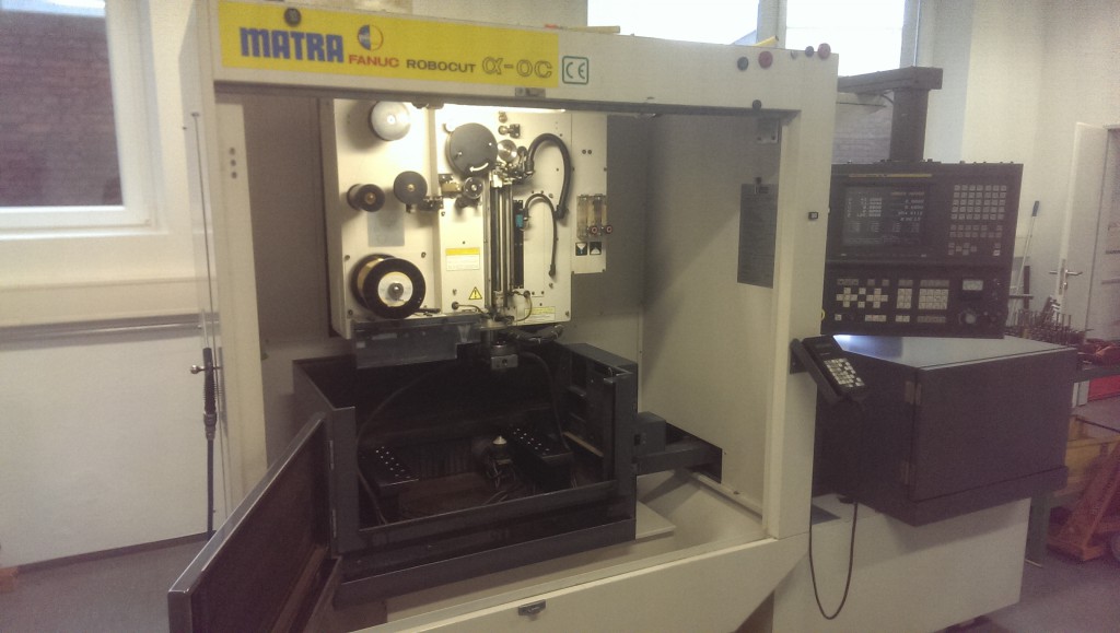 FANUC ALPHA 0C VERKAUFT